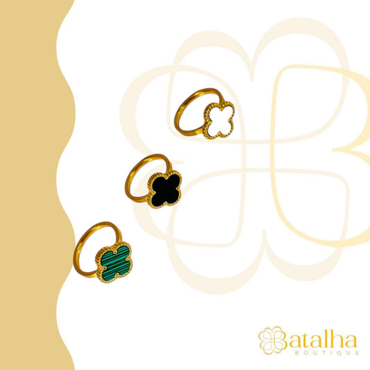 Clover Ring